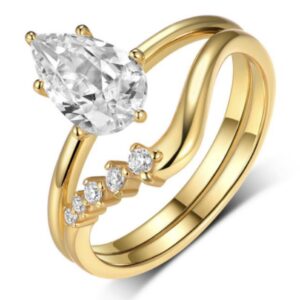 Lumiere Élan Diamond Ring 18K Yellow Gold Vermeil with Moissanites